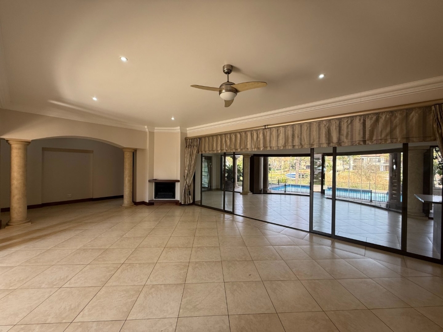 4 Bedroom Property for Sale in WestLake Country Safari Estate North West